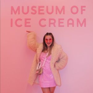 Meet your Posher, Sam